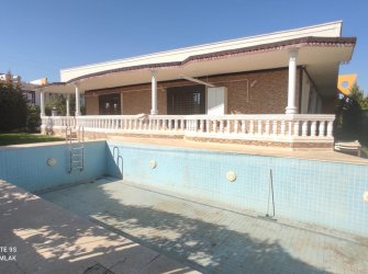 Havaalanı Yanında Satılık Tek katlı Villa