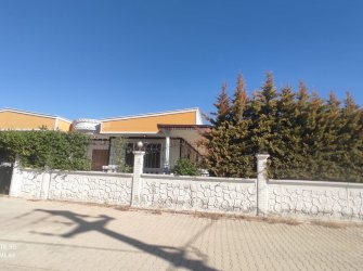 Havaalanı Yanında Satılık Tek katlı Villa